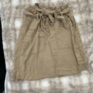 2/$10 H&M Tan Skirt with Pockets & Tie Waist